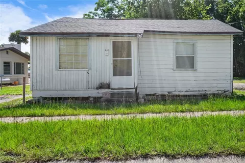 965 Wager Ave, Titusville, FL 32780