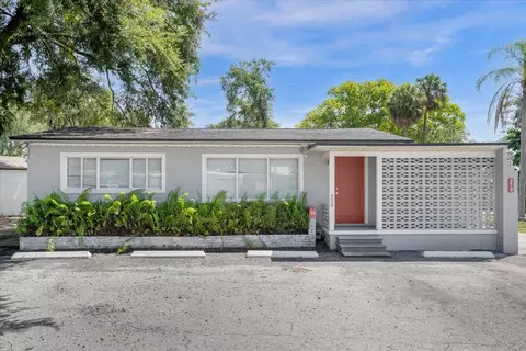 210 W 25th St, Sanford, FL 32771