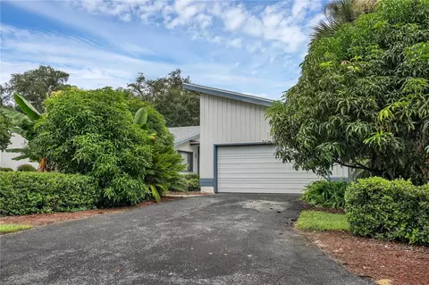 16 Nottingham Way, Haines City, FL 33844