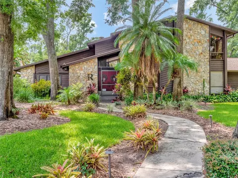 472 Whispering Oak Ln, Apopka, FL 32712