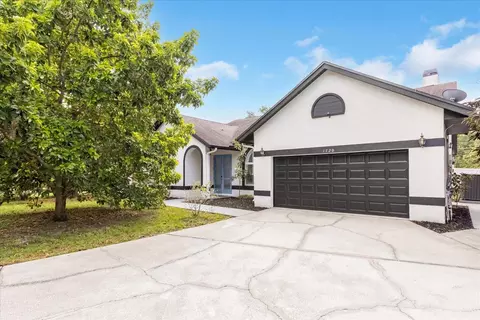 1720 Kasey Ct, Kissimmee, FL 34744