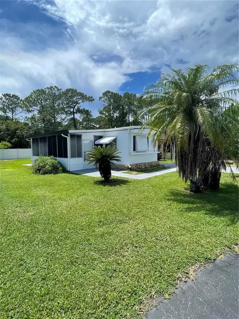 928 Blue Heron Blvd, Osteen, FL 32764