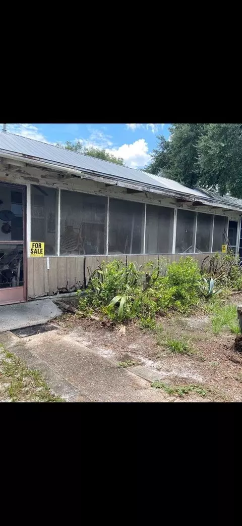 3611 Parker Ave #34, Lanark Village, FL 32323