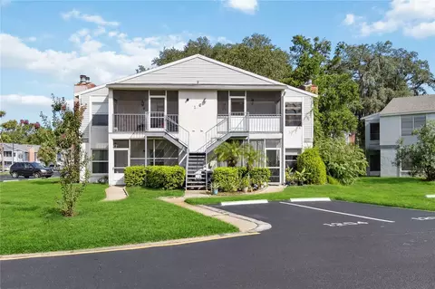 1208 Northlake Dr, Sanford, FL 32773