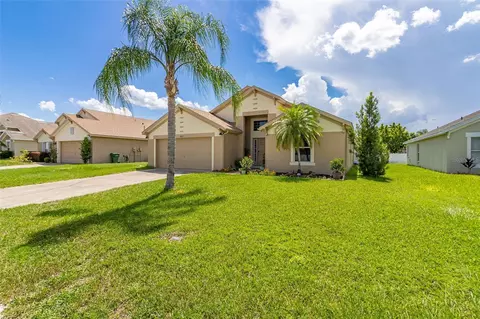 3053 Buckeye Pointe Dr, Winter Haven, FL 33881