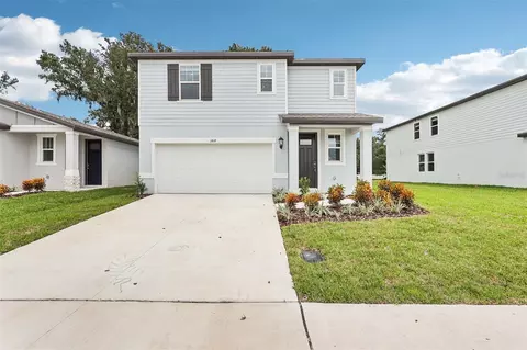 3818 Radiant Mountain Dr, Plant City, FL 33565