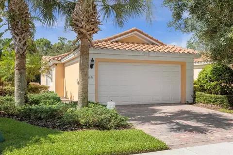 11975 Fiore Dr, Orlando, FL 32827