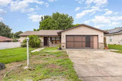 560 Everett St, Deltona, FL 32725