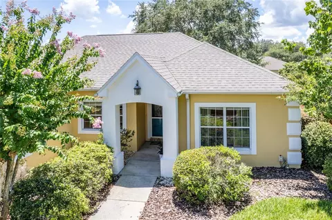 2754 Gables Dr, Eustis, FL 32726