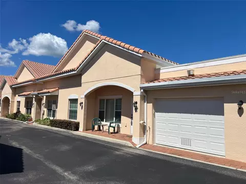 257 David Walker Dr #F7, Tavares, FL 32778