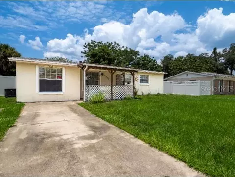 8508 Chinaberry Dr, Tampa, FL 33637