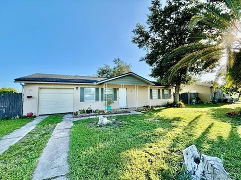 124 Jalapa Dr, Kissimmee, FL 34743