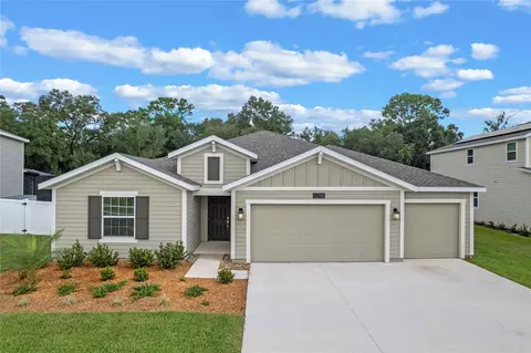 5296 Red Coral Cir, Mount Dora, FL 32757