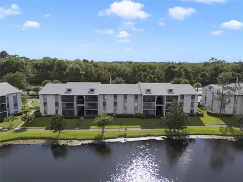 1017 S Pine Ridge Cir, Sanford, FL 32773