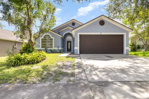 492 Lancers Dr, Winter Springs, FL 32708