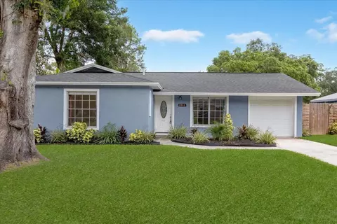 2212 Elise Marie Dr, Seffner, FL 33584