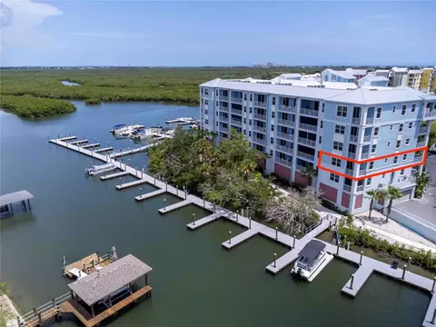 3 Riverwalk Dr #301, New Smyrna Beach, FL 32169