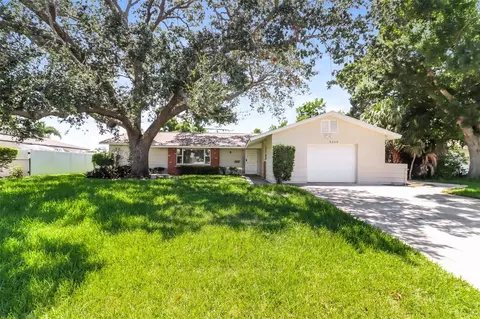 6265 25th Way S, Saint Petersburg, FL 33712