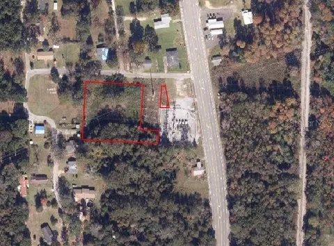 Howard Street, Century, FL 32535