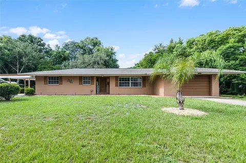 209 Lakewood Dr, Debary, FL 32713