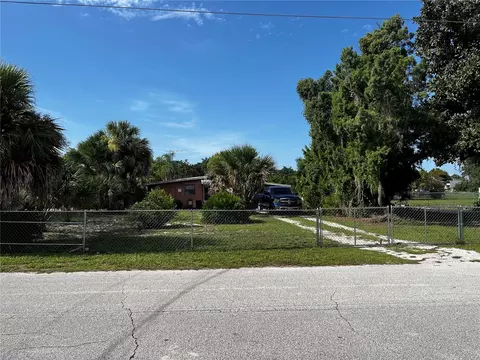 11304 Huggins St, Leesburg, FL 34788