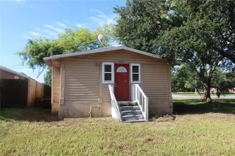 4242 Raleigh St, Orlando, FL 32811