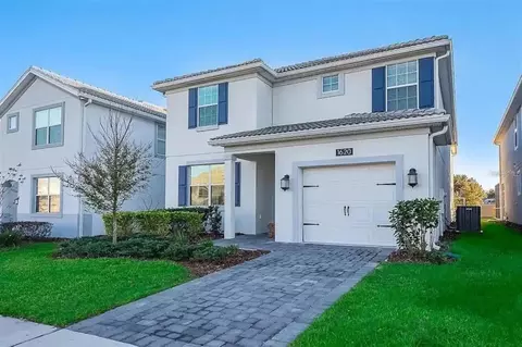1620 Moon Valley Dr, Davenport, FL 33896