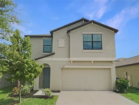 10227 Carloway Hills Dr, Wimauma, FL 33598