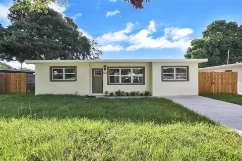 8935 92nd St, Seminole, FL 33777