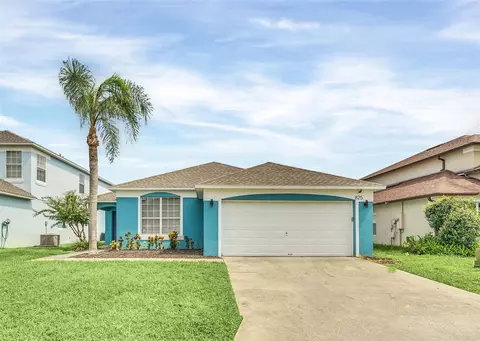 825 Casterton Cir, Davenport, FL 33897