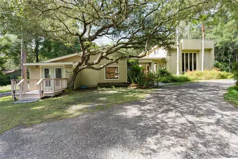 1598 Manor Way, Deland, FL 32720