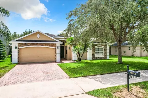 3872 Heirloom Rose Pl, Oviedo, FL 32766