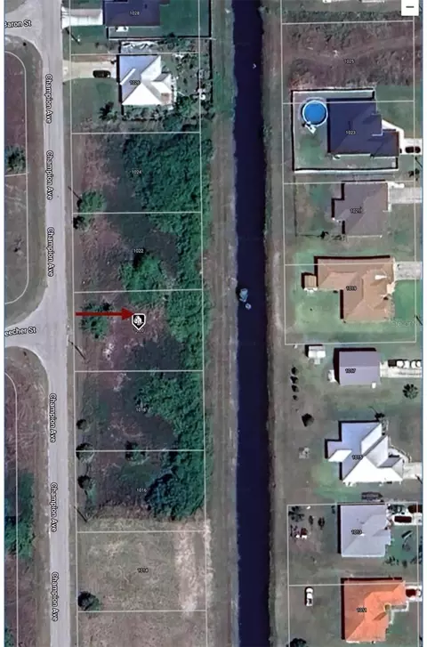 1020 Champion Ave, Lehigh Acres, FL 33971