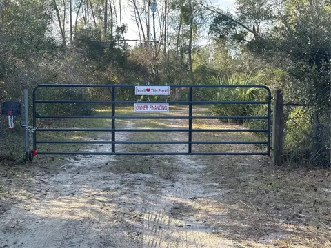 42515 Dogwood Ave, Deland, FL 32720
