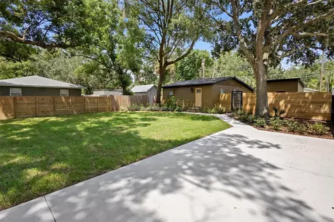 2805 S Park Ave, Sanford, FL 32773