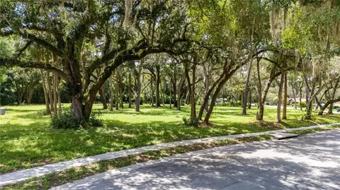 8211 Via Hermosa St, Sanford, FL 32771