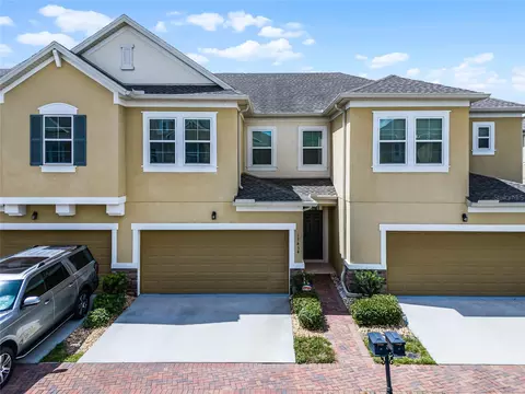 17434 Chateau Pine Way, Clermont, FL 34711