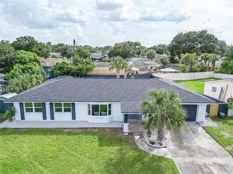 5554 Kingswood Dr, Orlando, FL 32810