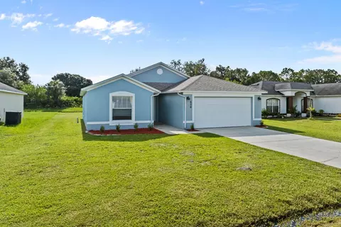 656 Koala Ct, Kissimmee, FL 34759