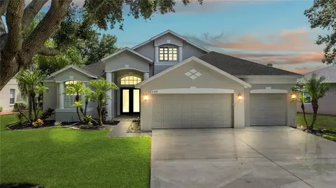538 Johns Landing Way, Oakland, FL 34787
