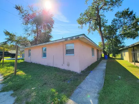 2410 Chestnut Woods Dr, Lakeland, FL 33815