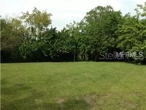 2820 Cameron Ave, Sanford, FL 32773