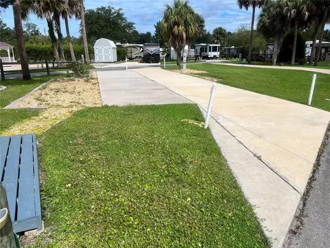 2888 NE 102nd Ter, Silver Springs, FL 34488