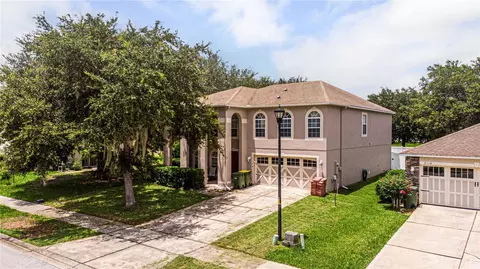 2122 Amor Way, Leesburg, FL 34748
