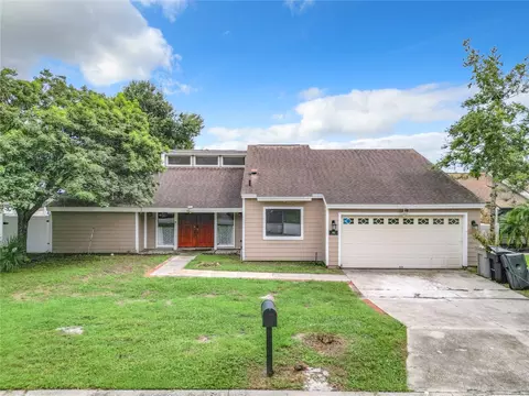 1061 Windsong Cir, Apopka, FL 32703