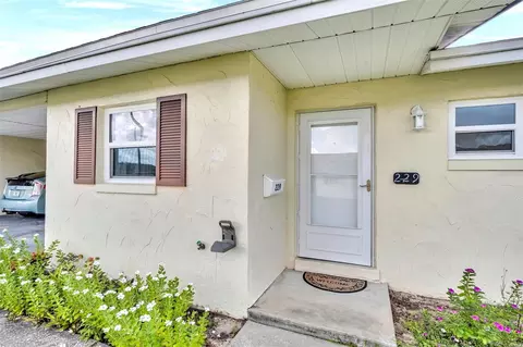 229 Elmwood Ave #229, Deland, FL 32724