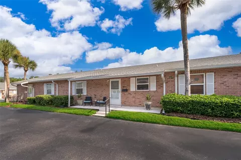 18 Fairway Ct #18, Deland, FL 32724