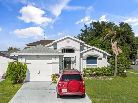 220 Coralwood Ct, Kissimmee, FL 34743