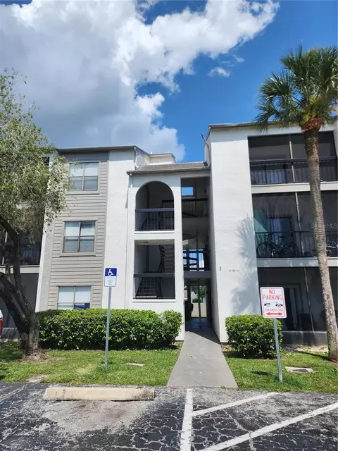 2030 Cascades Blvd #305, Kissimmee, FL 34741
