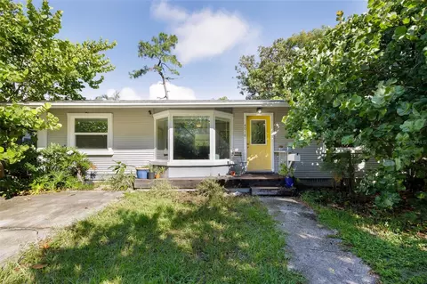 4018 8th St N, Saint Petersburg, FL 33703